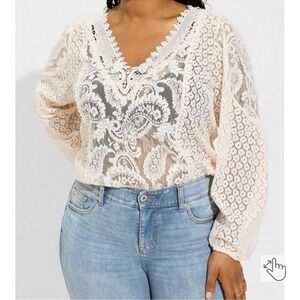Torrid‎ Women's Ivory Lace Long Sleeve Sheer V-Neck Paisley Blouse Top